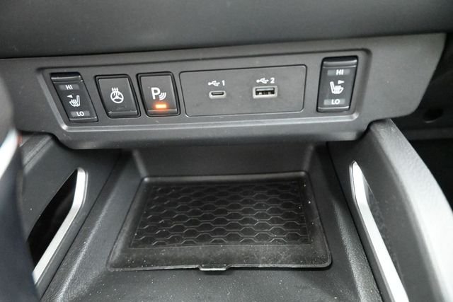 Used 2023 Black Nissan SV image 9