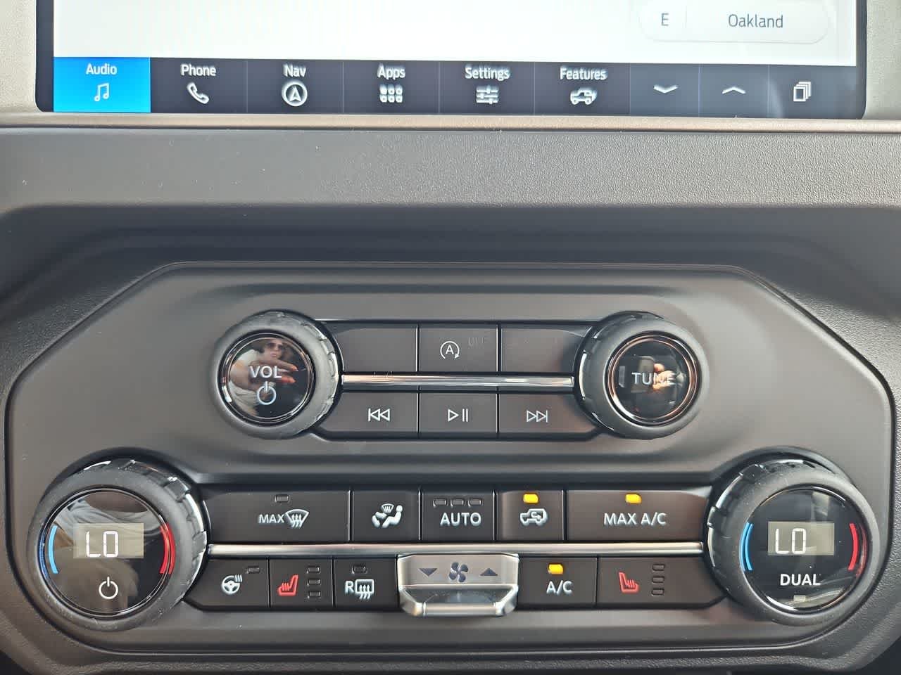 New 2026 Avalanche Gray Ford Outer Banks image 19