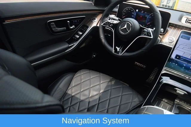 Used 2021 Black Mercedes-Benz S 580 image 2