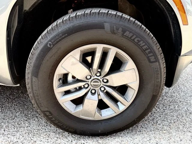 2025 Nissan Frontier SV - Photo 29