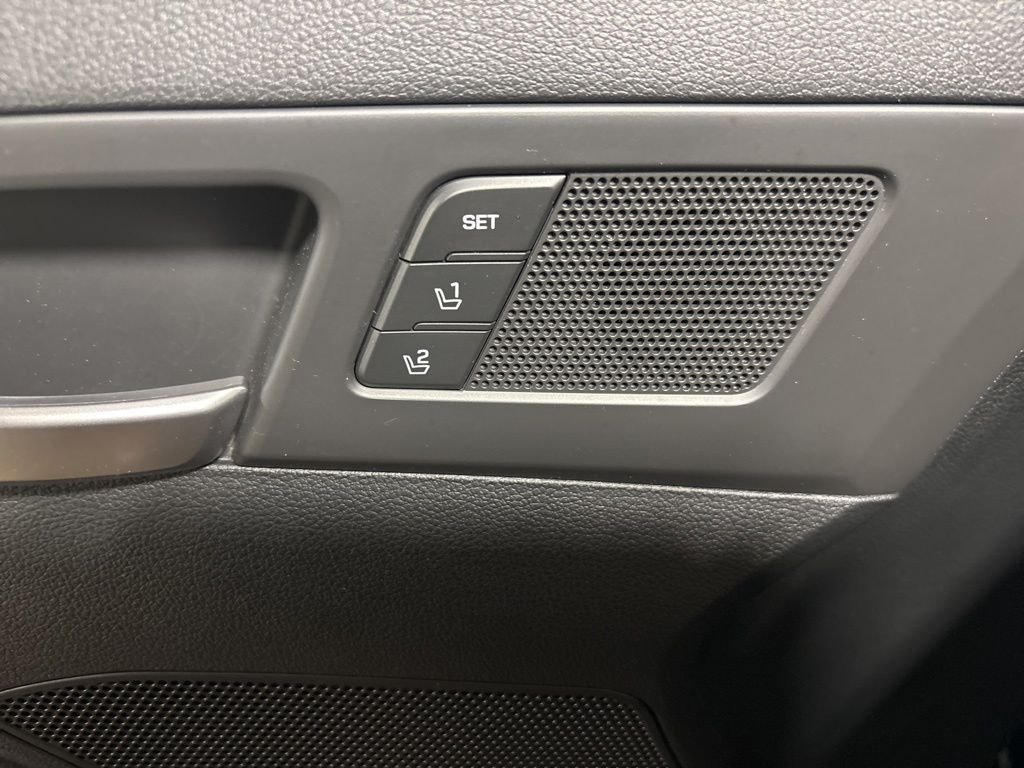 Used 2019 Black Hyundai Limited image 12