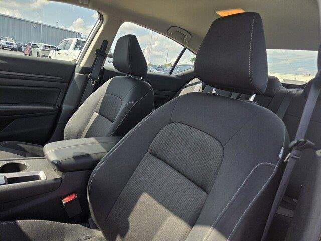 Used 2025 Brilliant Silver Metallic Nissan SV image 13