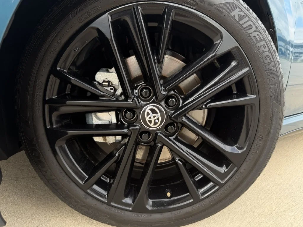 Used 2025  Toyota SE image 9