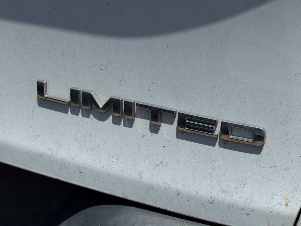 Used 2014 White Jeep Limited image 7