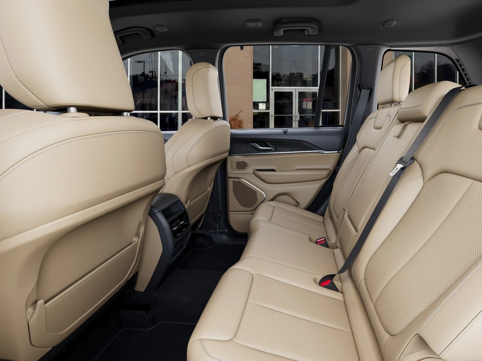 New 2026 Bright White Clear-Coat Exterior Paint Jeep Limited image 52