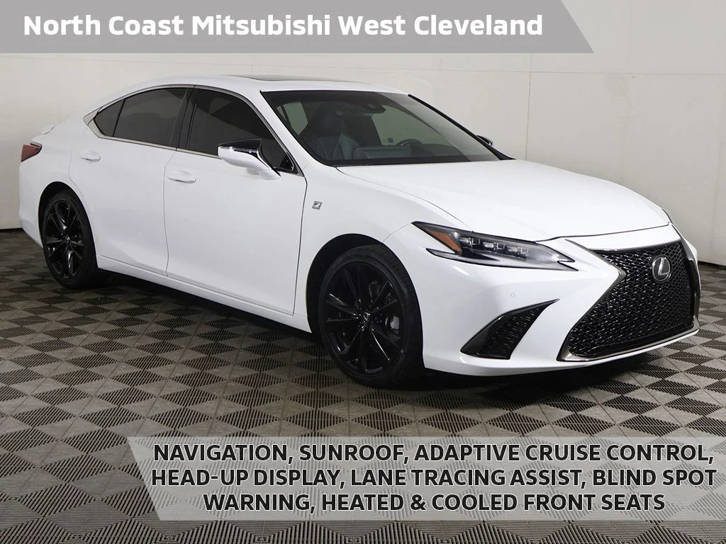 Used 2023 White Lexus 300h image 1