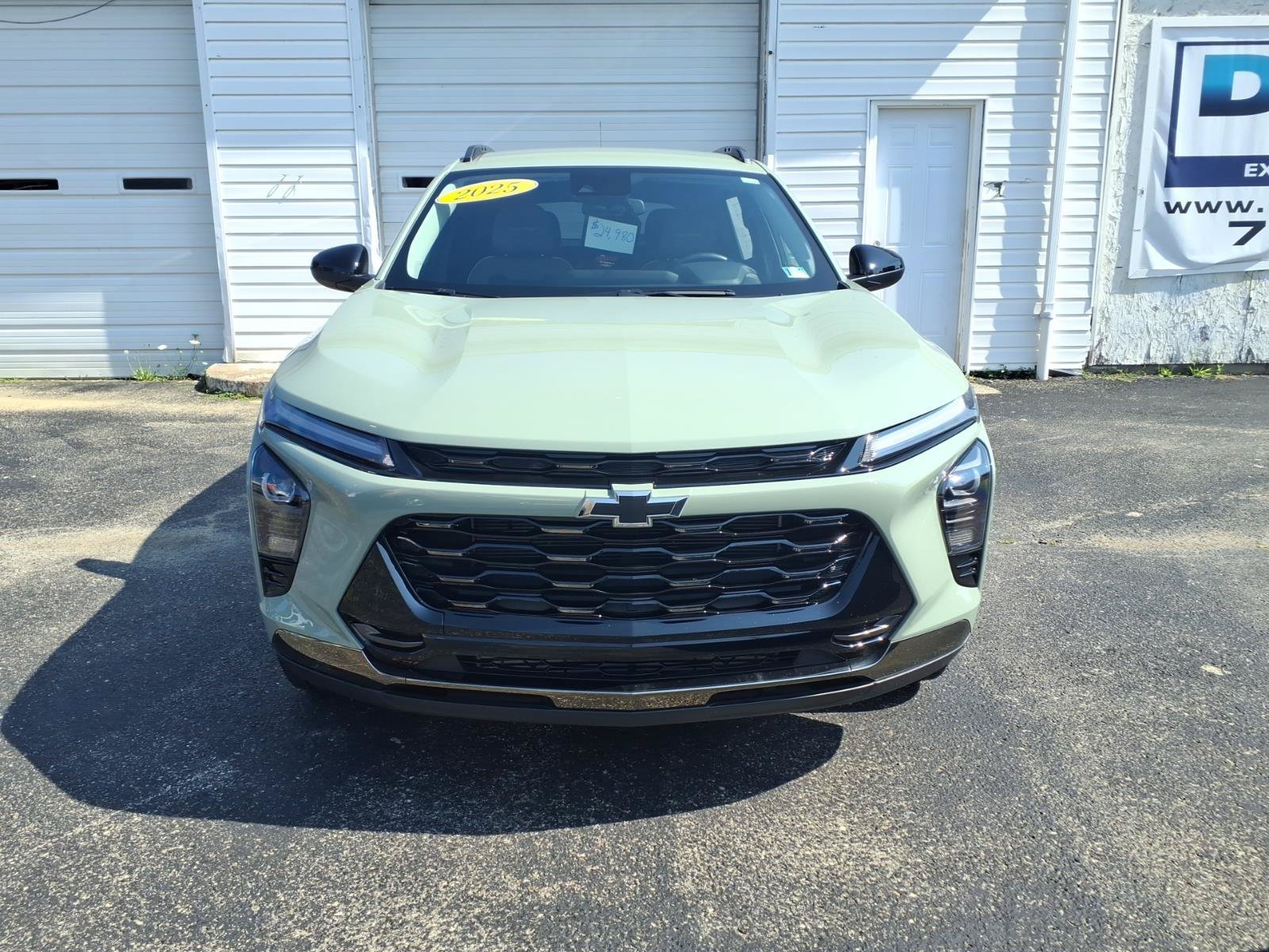 2025 Chevrolet Trax Activ - Photo 2