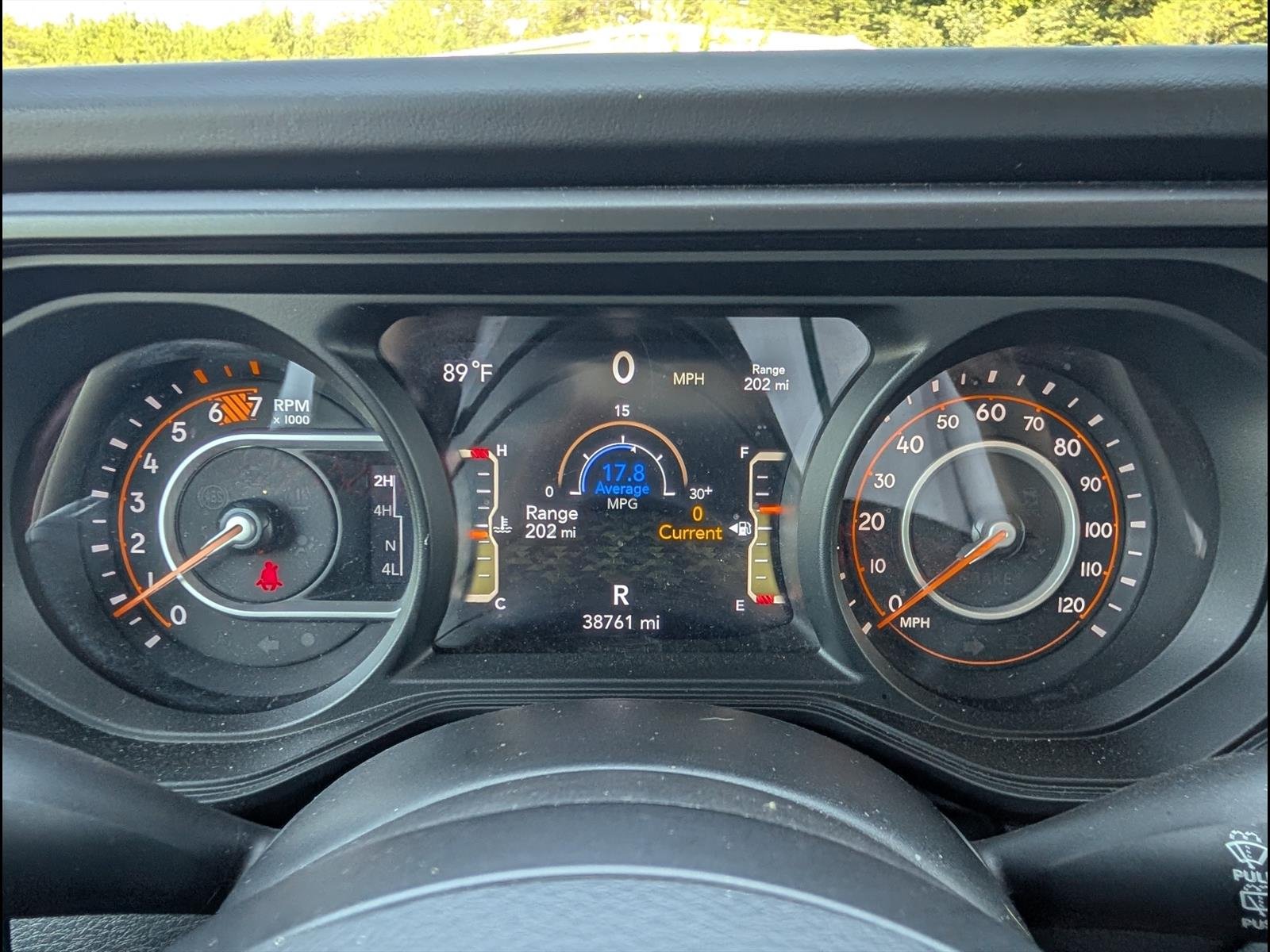 2025 Jeep Wrangler 4-Door Rubicon - Photo 19