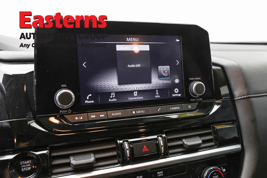 Used 2025 Silver Nissan SV image 19