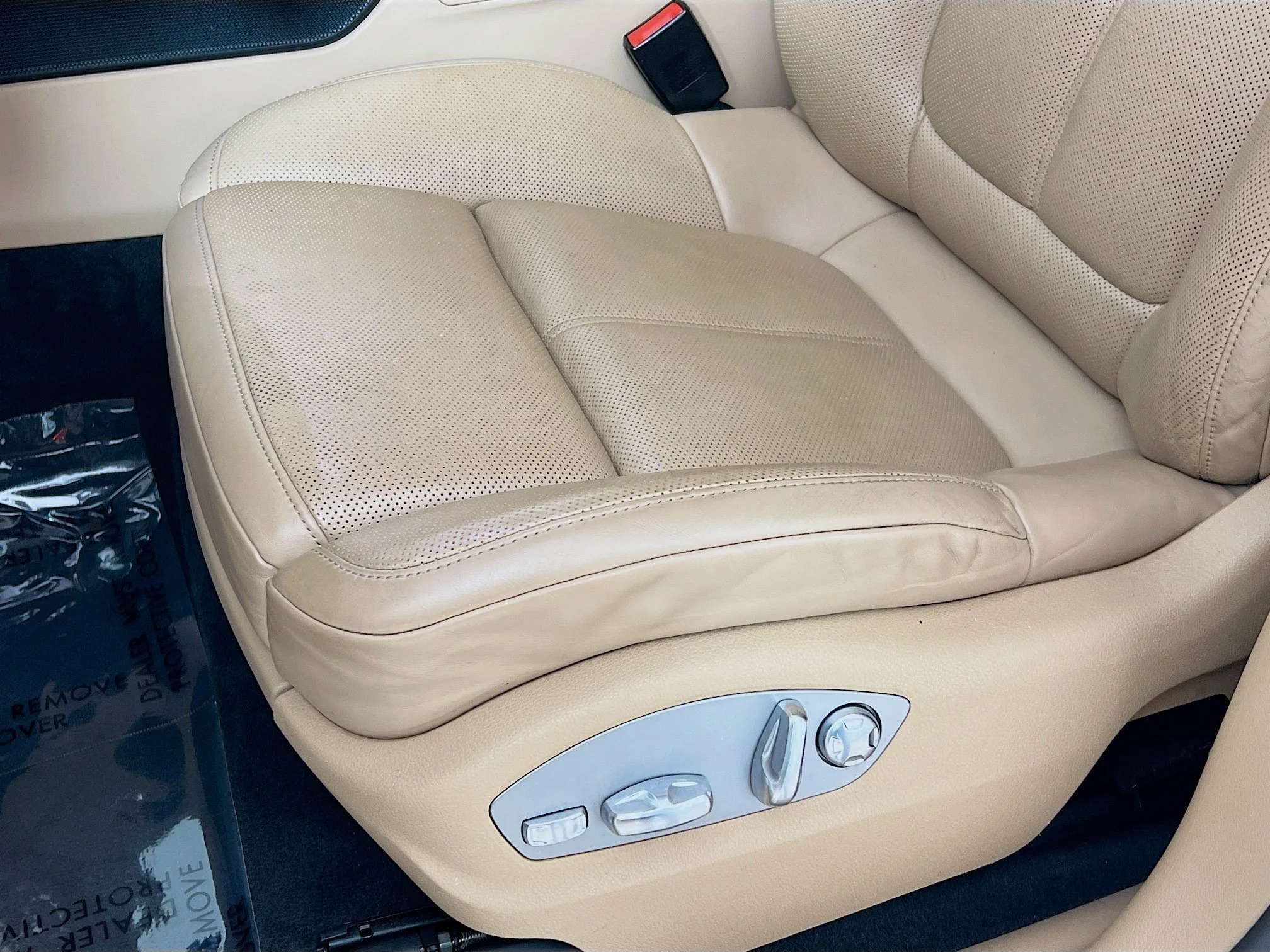 Used 2020 White Porsche S image 22