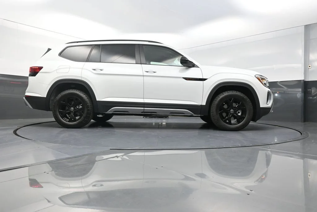 New 2026  Volkswagen 2.0T Peak Edition image 28