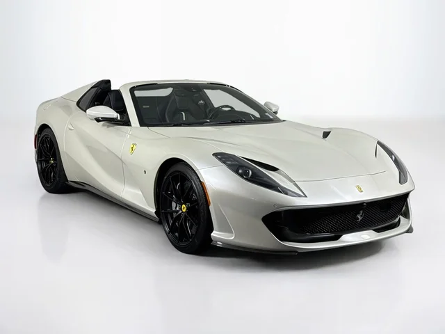 2021 Ferrari 812 GTS Base