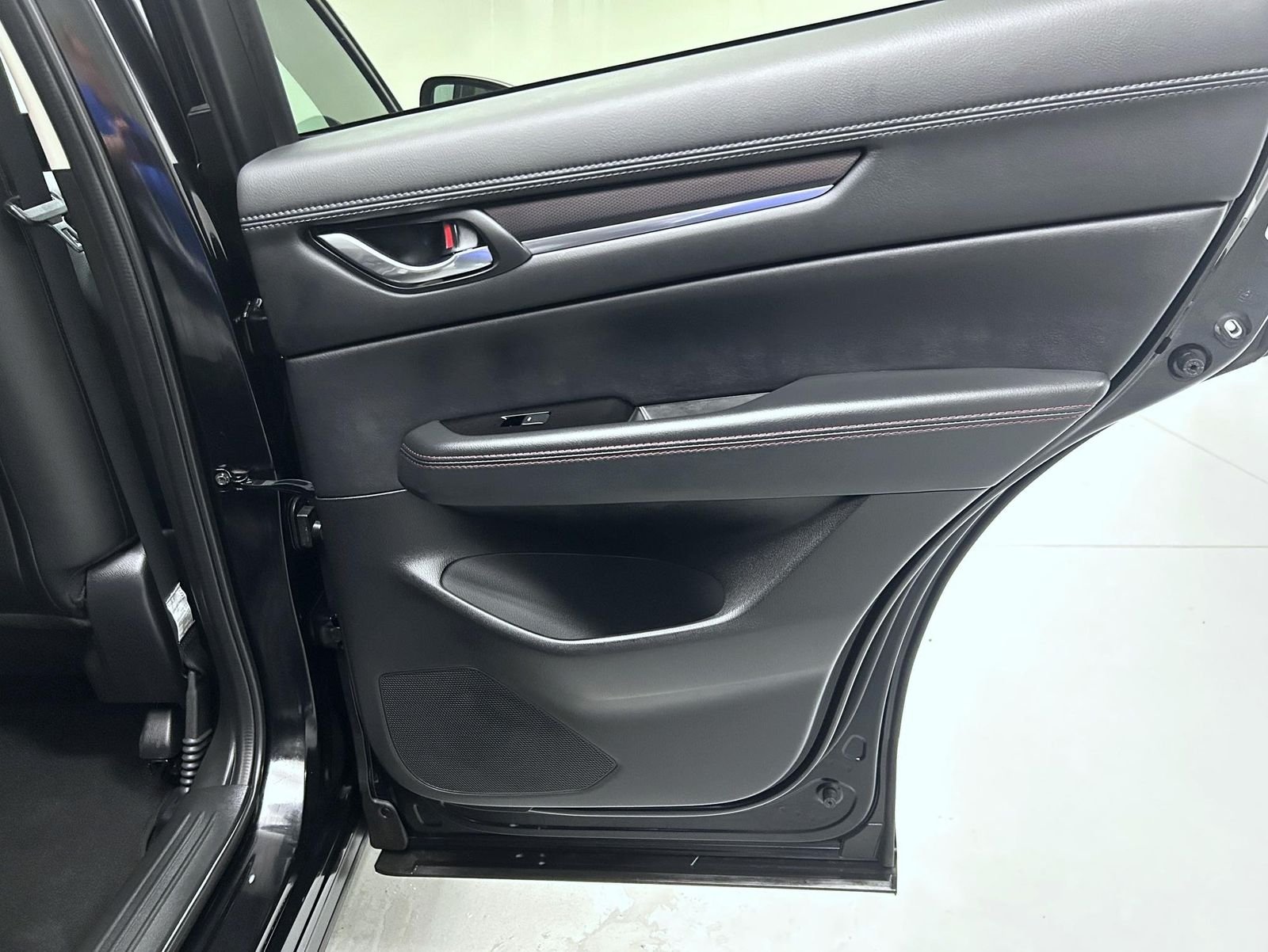 Used 2025 Black Mazda 2.5 S Carbon Edition image 17