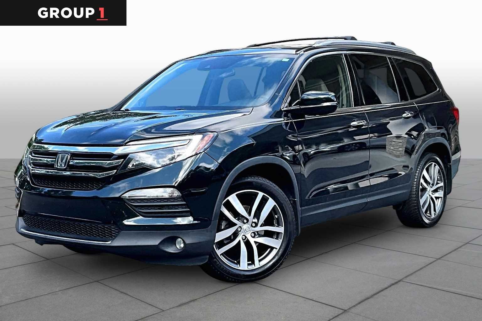 2017 Honda Pilot 2WD Touring's photo