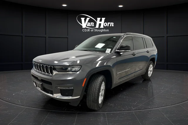 Used 2023 Gray Metallic Jeep Limited image 3