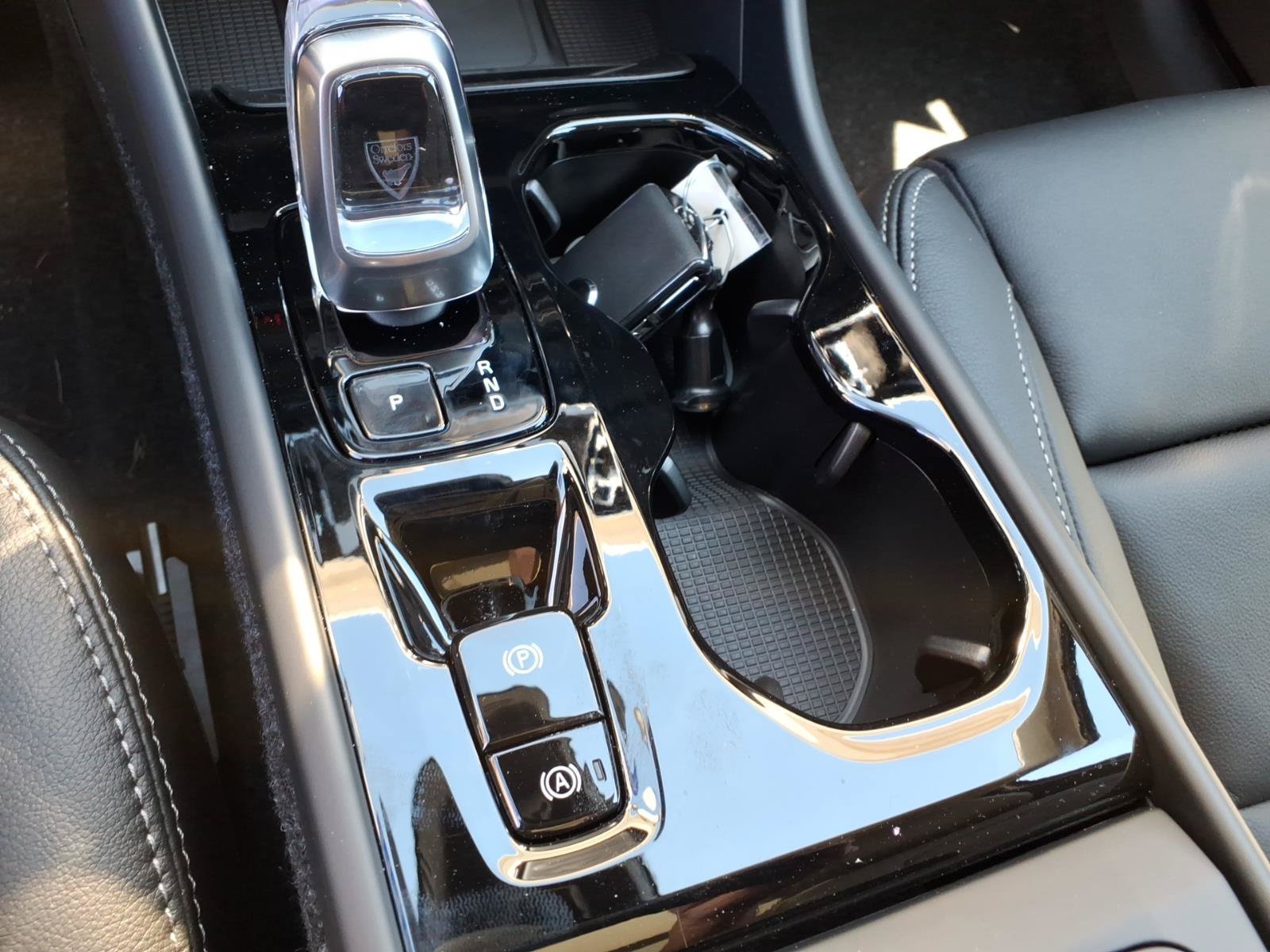 New 2026 Onyx Black Volvo Plus image 9