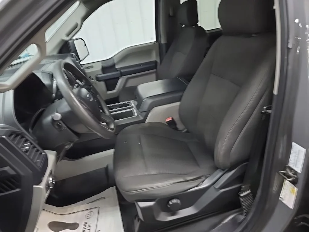 Used 2018 Gray Ford XL image 34