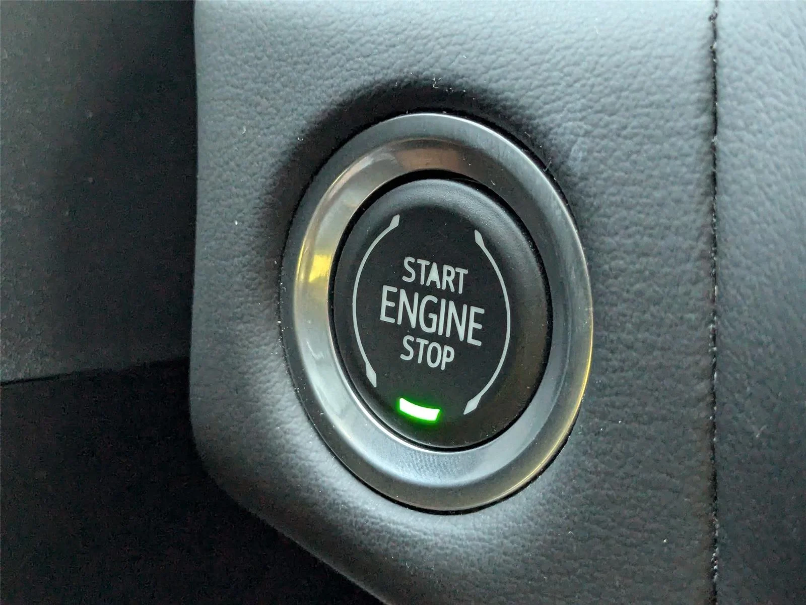 Used 2023 Midnight Blue Metallic Chevrolet Premier image 17