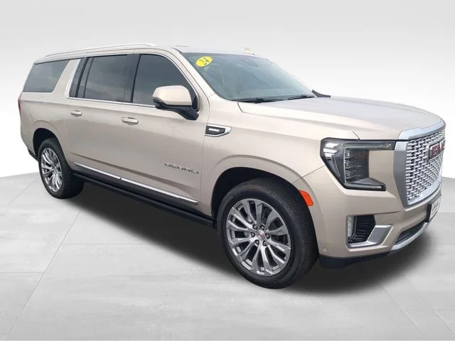 Used 2024 Pearl Beige Metallic GMC Denali image 9