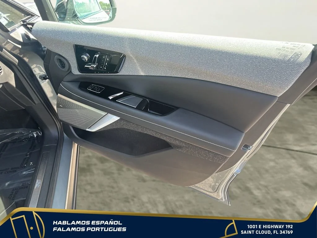 Used 2025 Argent Silver Metallic Cadillac Sport 2 image 32