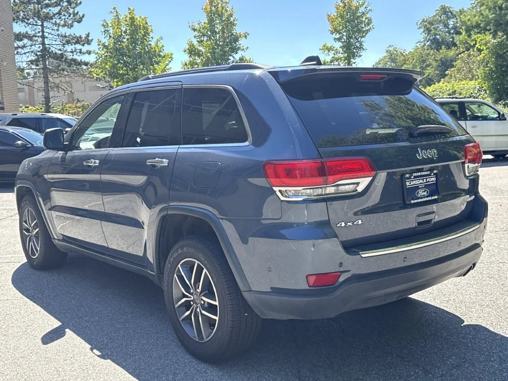 Used 2019 Blue Jeep Limited image 6