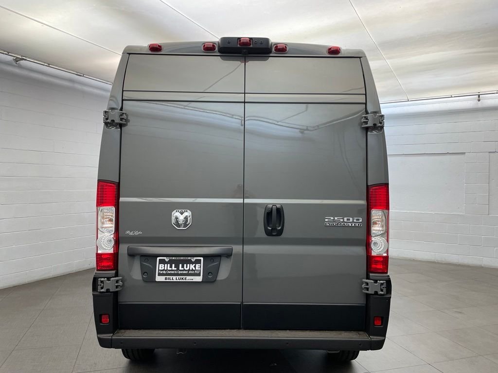New 2026 Ceramic Gray Clear-Coat Exterior Paint RAM High Roof image 5