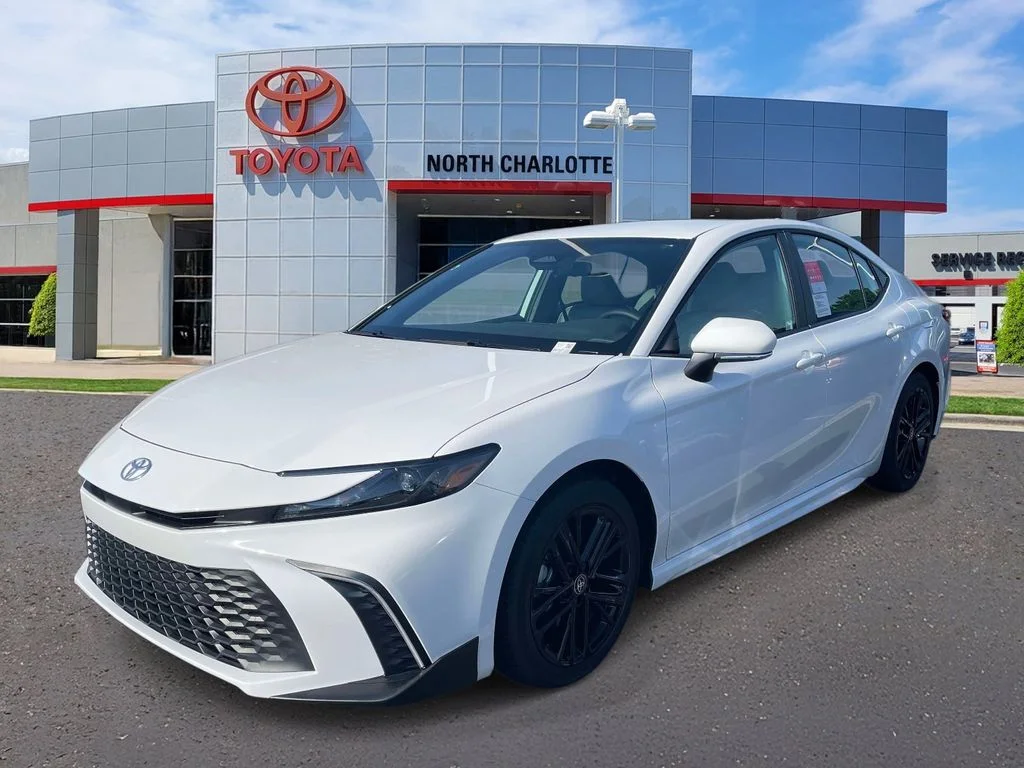 New 2026 Ice Cap Toyota SE image 4