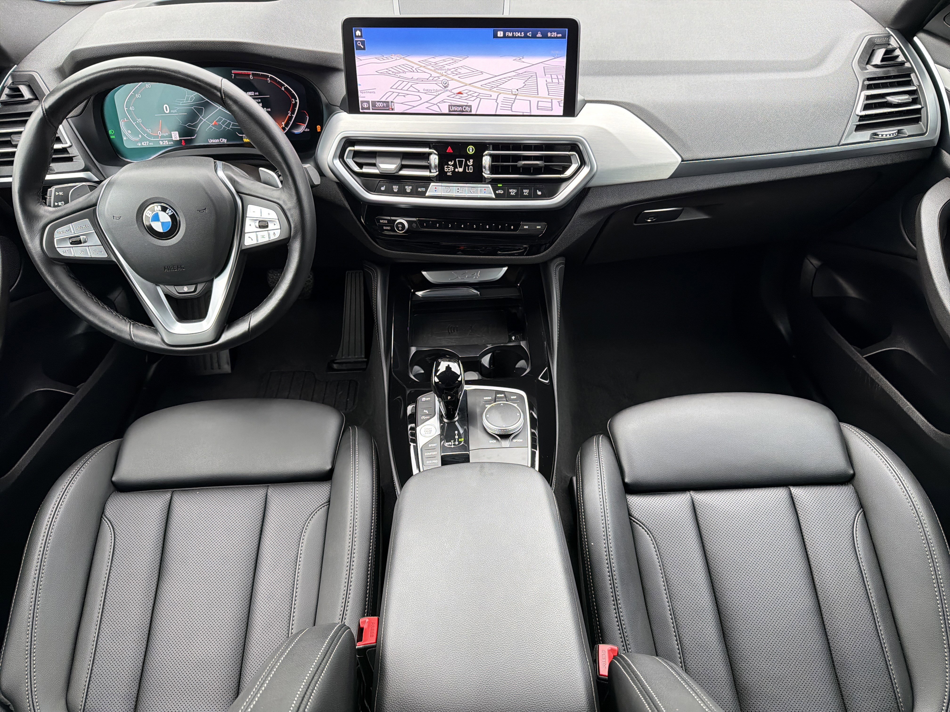 Used 2025 Mineral White Metallic BMW xDrive30i image 3
