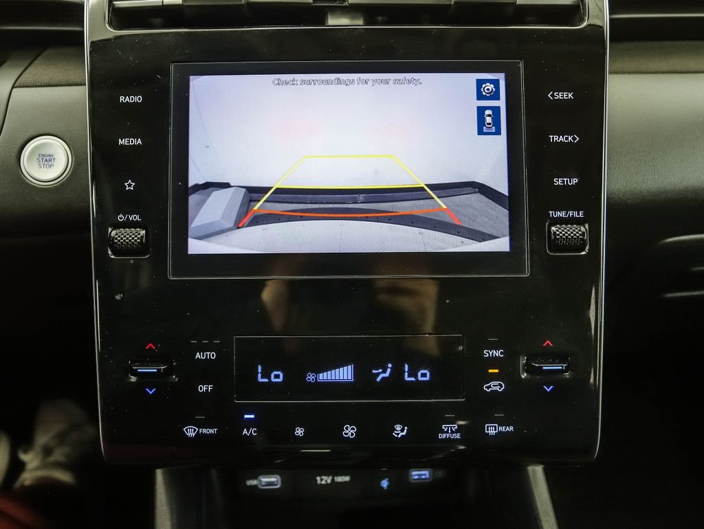 Used 2023 White Pearl Hyundai SEL image 17