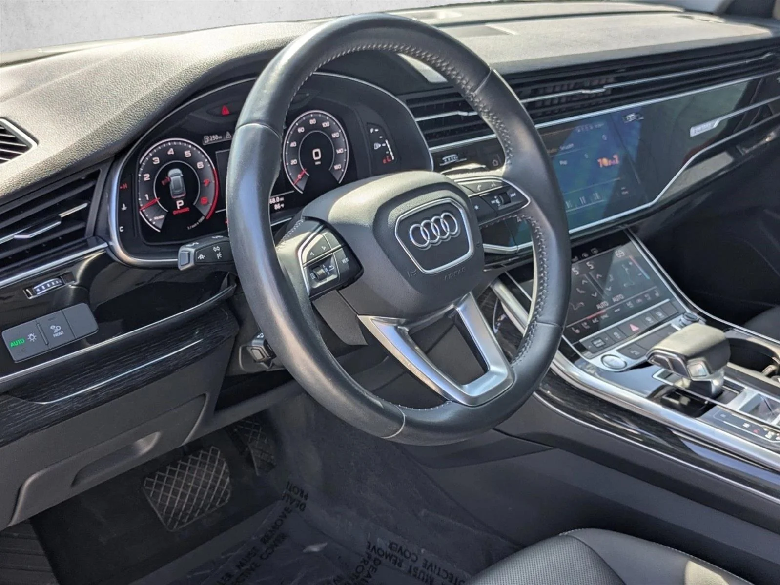 Used 2019 Silver Audi Premium Plus image 10