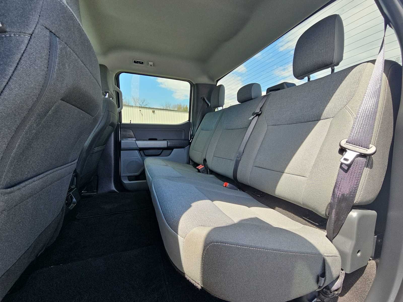Certified Used 2025 Oxford White Ford XLT image 14