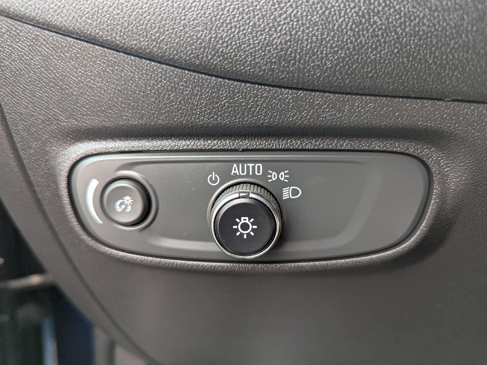 Used 2022 Blue Glow Metallic Chevrolet LT image 21