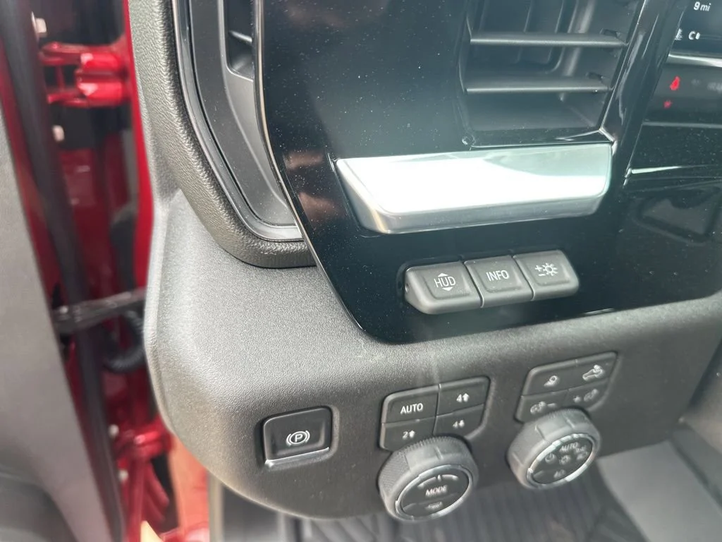 2026 Chevrolet Silverado 2500 HD LTZ - Photo 11