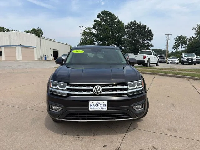 Used 2018  Volkswagen SEL image 8