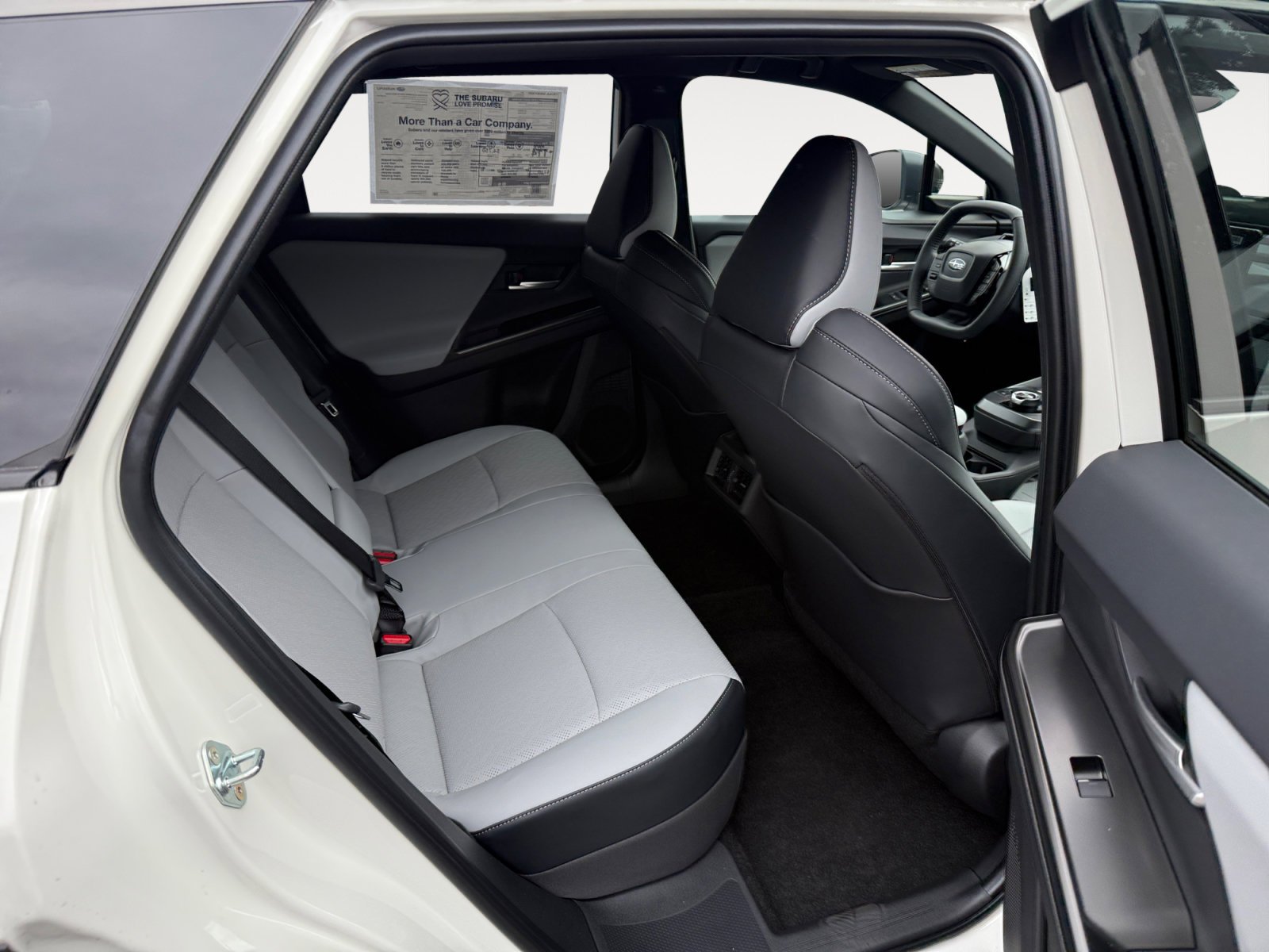 New 2026 CRYSTAL WHITE PEARL Subaru Limited image 18