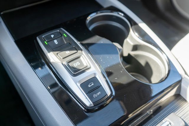 Used 2020 Modern Steel Metallic Honda Touring image 40