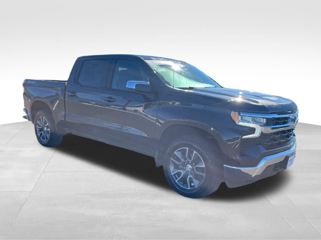 Used 2023 Gray Chevrolet LT image 7