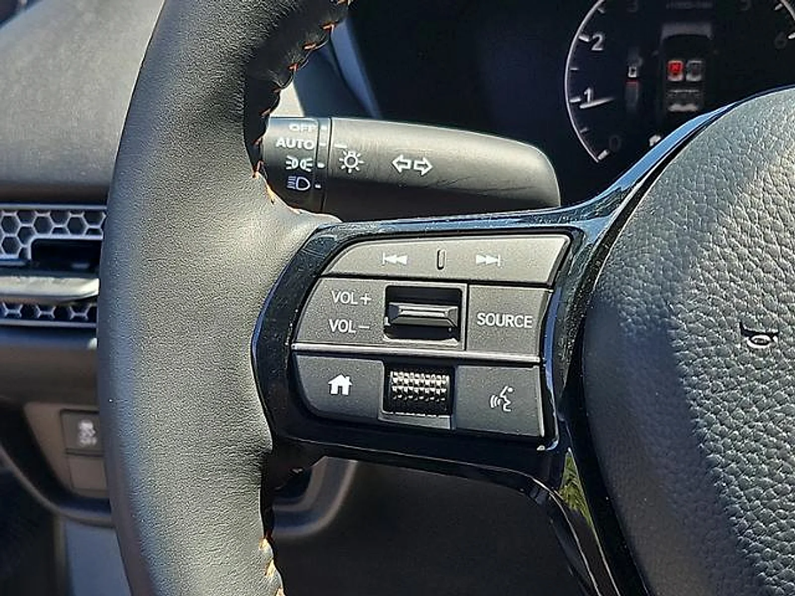 Used 2024 Urban Gray Pearl Honda Sport image 20