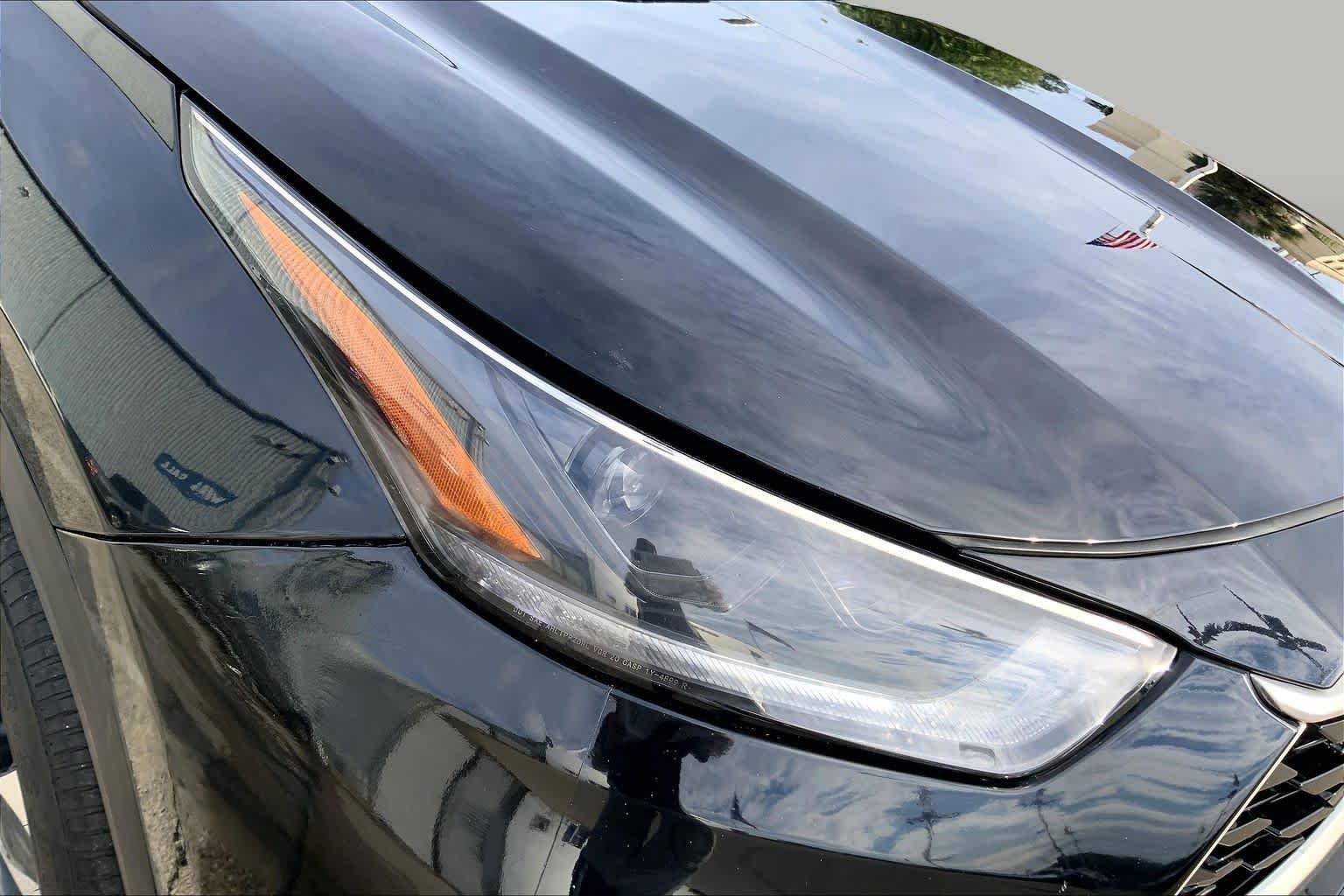 Used 2022 Midnight Black Metallic Toyota XLE image 25