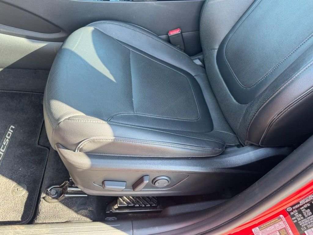 Used 2022 Red Hyundai SEL image 18