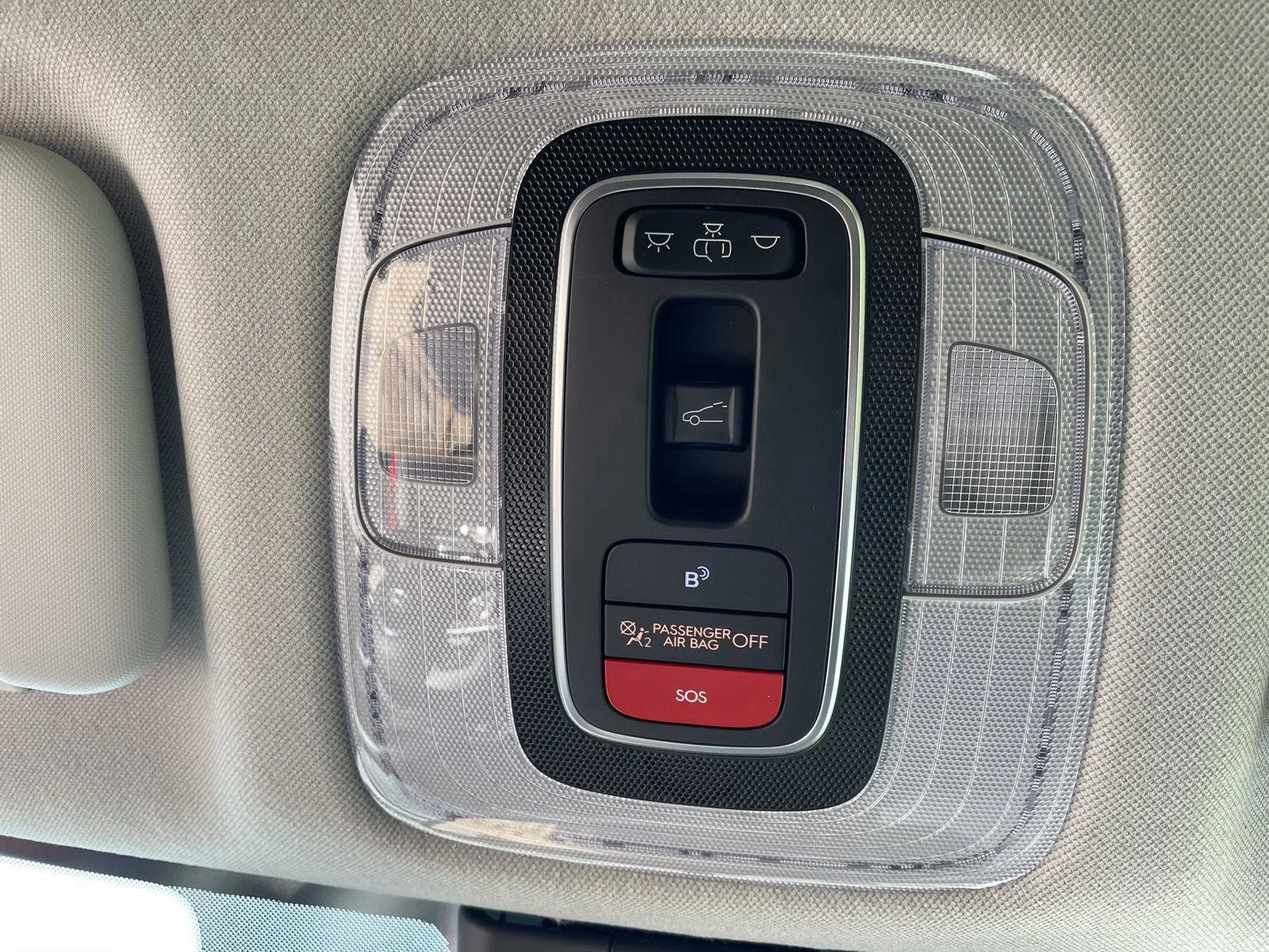Used 2024 Ultimate Red Hyundai SEL image 29