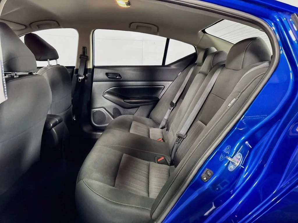 Used 2025 Blue Nissan 2.5 SV image 19