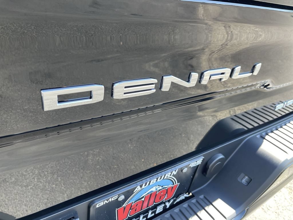 New 2026 Onyx Black GMC Denali Ultimate image 33