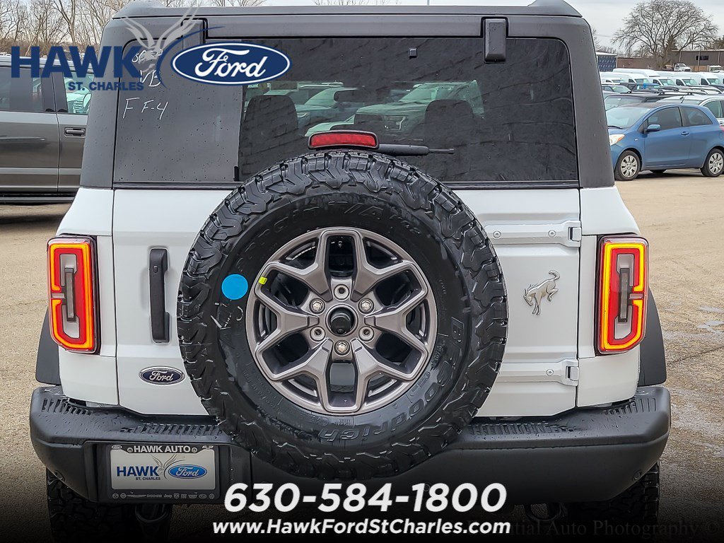 New 2025 Oxford White Ford Badlands® image 5