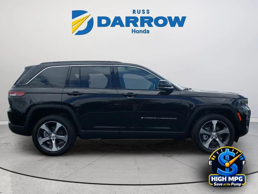 Used 2024 Black Jeep Limited image 6