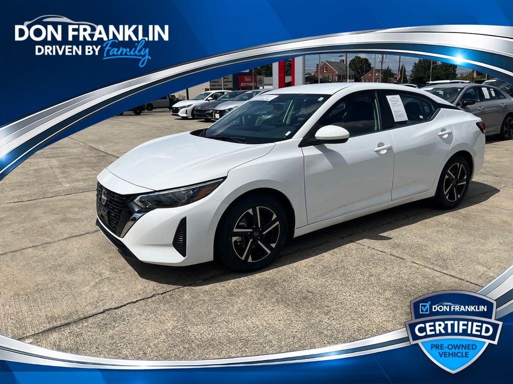 Used 2025 White Nissan SV image 1
