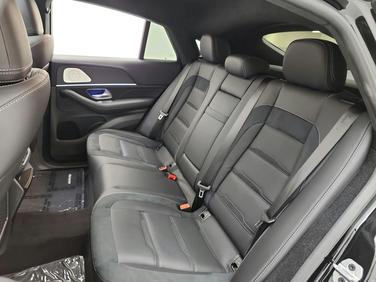 Certified Used 2026 Obsidian Black Metallic Mercedes-Benz AMG® GLE 53 4MATIC+ Coupe image 30