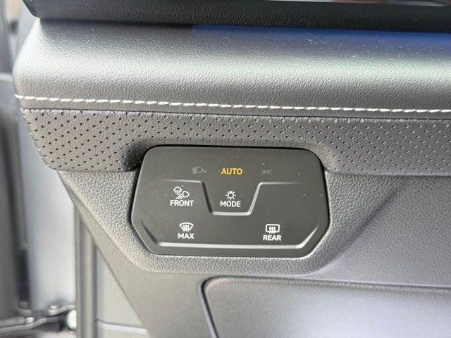 2024 Volkswagen Atlas SEL Premium R-Line - Photo 21