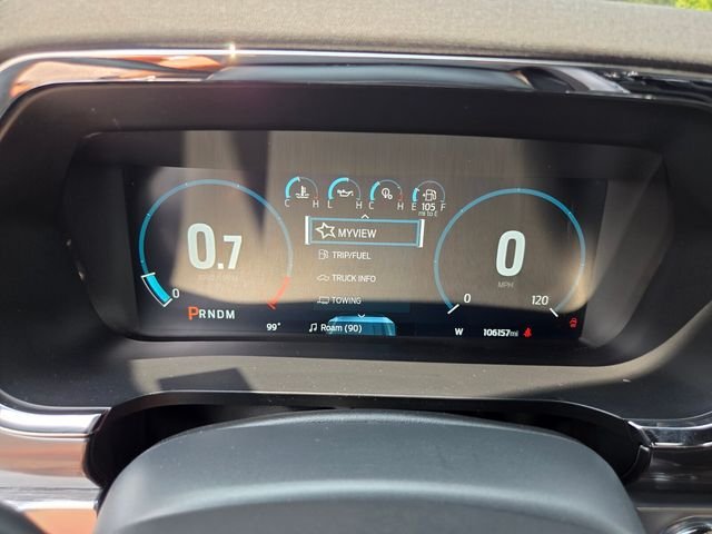 Used 2022 White Ford Lariat image 34