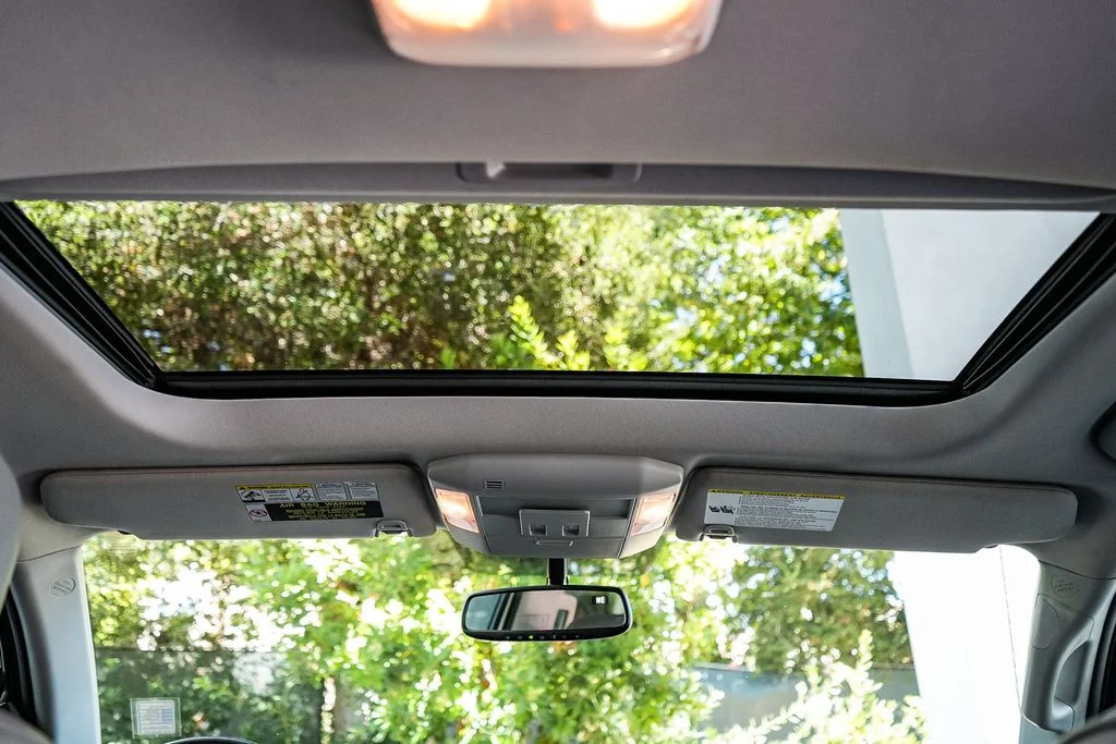 Used 2015 White Toyota Limited image 16
